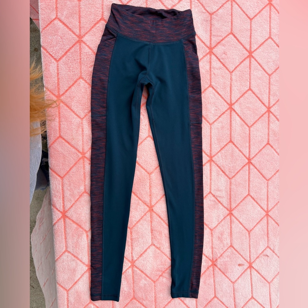 Aeropostale Navy and Maroon Leggings